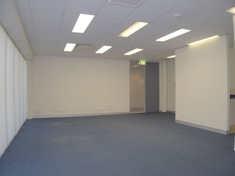 28/5-7 Inglewood Pl, Baulkham Hills NSW 2153