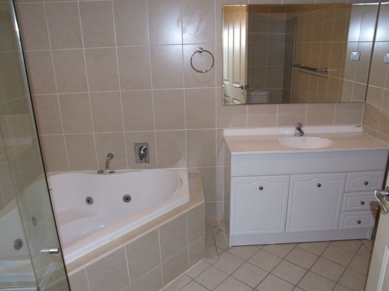 19/19 Sherwin Av, Castle Hill NSW 2154