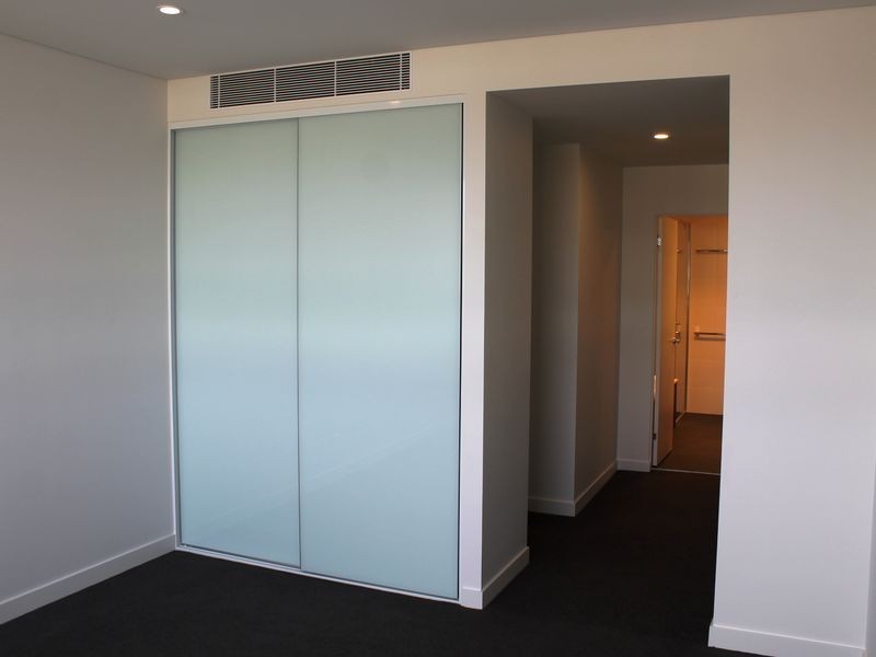 7/38 Solent. Circuit, Baulkham Hills NSW 2153