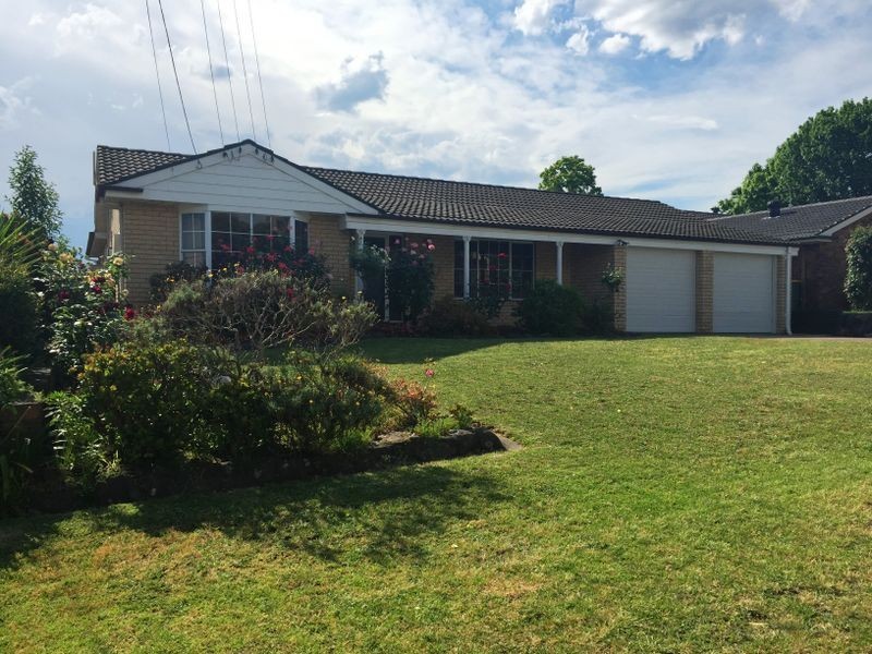 13 Freeman Avenue, Castle Hill NSW 2154