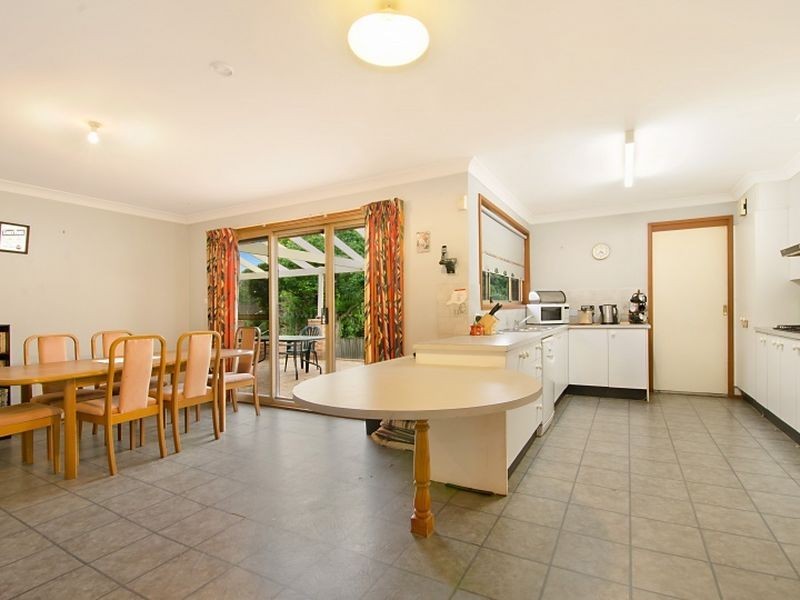 6 Henley Close, Castle Hill NSW 2154