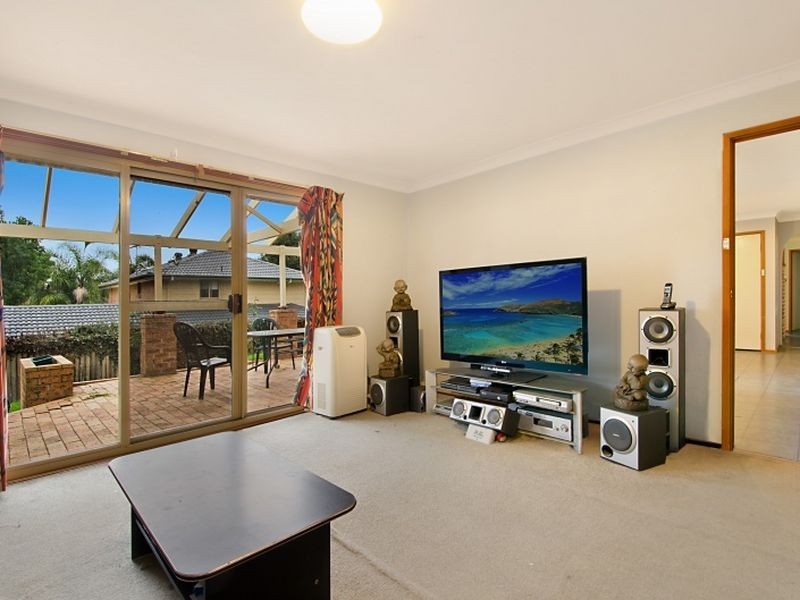 6 Henley Close, Castle Hill NSW 2154