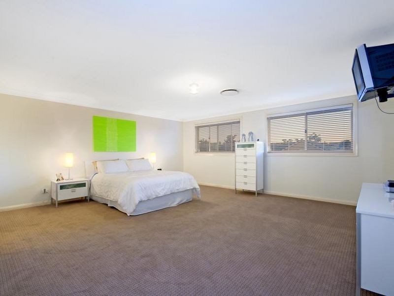 4 Woodstream Crescent, Kellyville NSW 2155