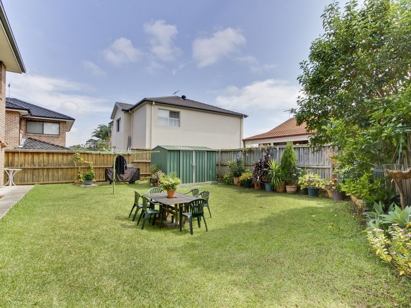 13a Betty Avenue, Winston Hills NSW 2153