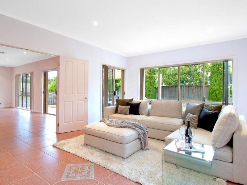 6 Middlebrook Rise, Bella Vista NSW 2153