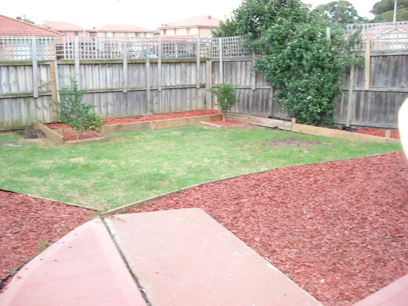 26 Samantha Cr, Glendenning NSW 2761