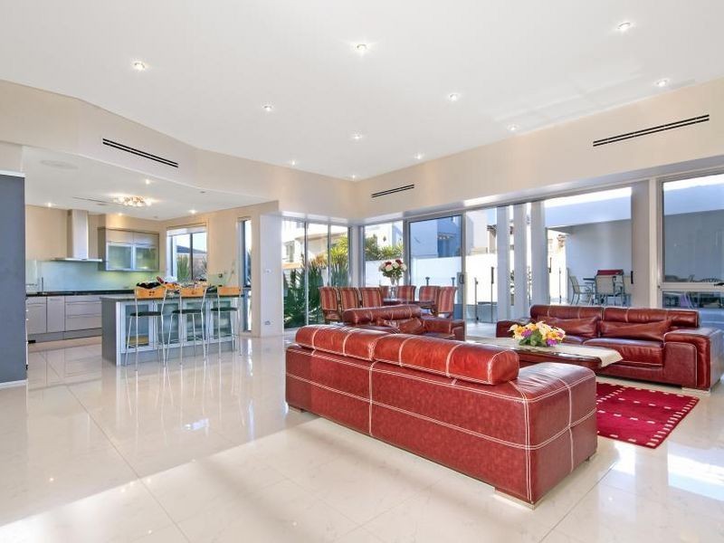 72 Edgewater Drive, Bella Vista NSW 2153