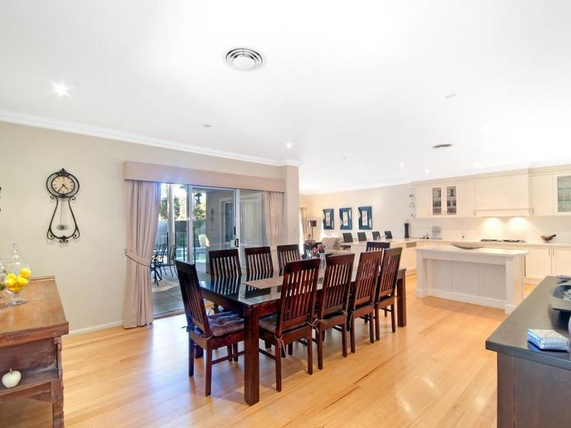 37 Edgewater Drive, Bella Vista NSW 2153