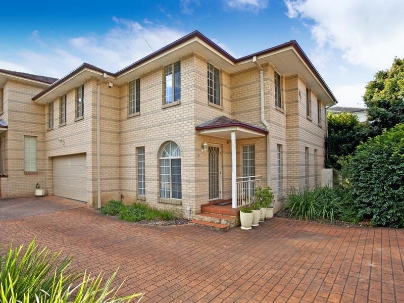 1/12 Orange Grove, Castle Hill NSW 2154