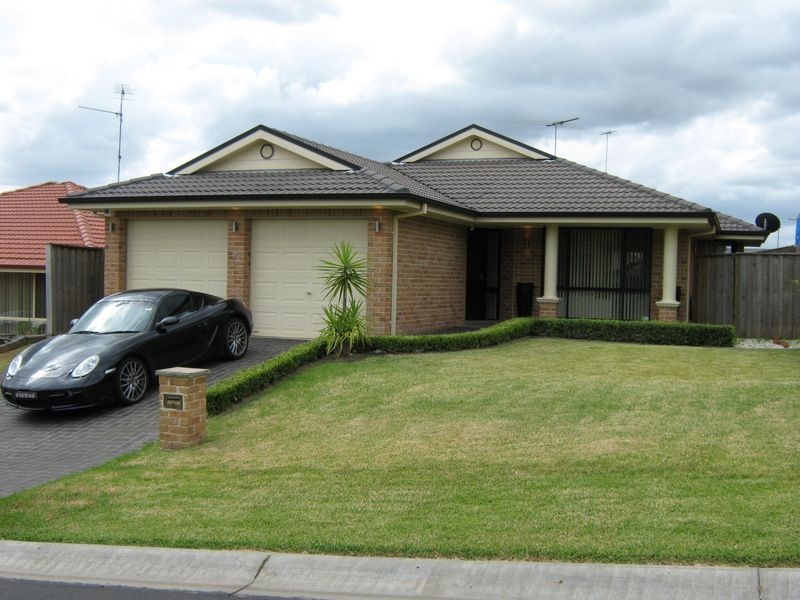 8 Dutton Road, Beaumont Hills NSW 2155