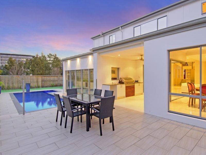 17 Bridgeview Circuit, Bella Vista NSW 2153