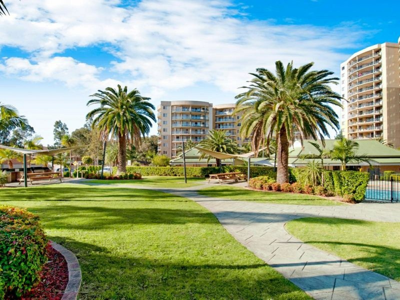 708/91a Bridge Street, Westmead NSW 2145