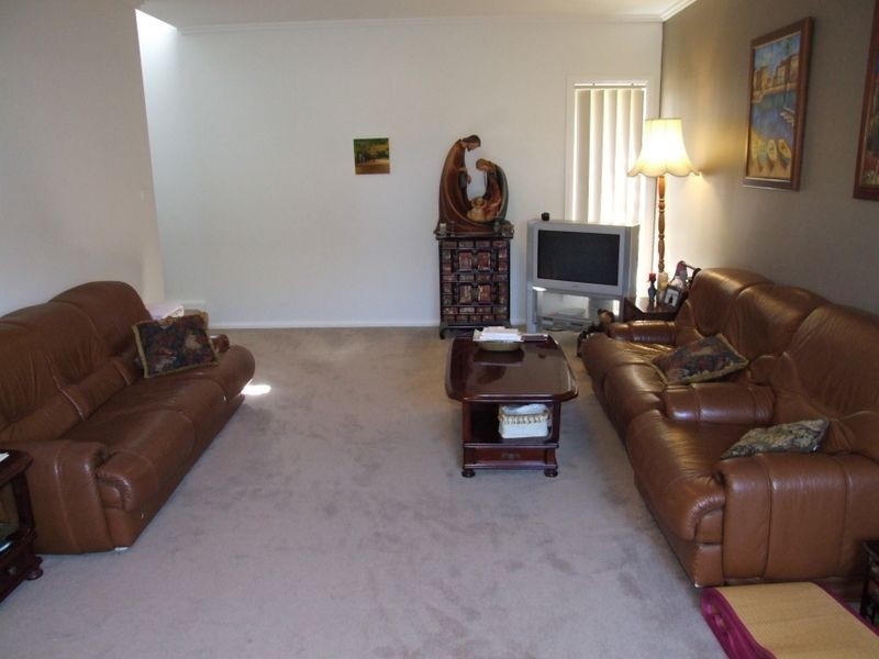 5 Clapham Street, Stanhope Gardens NSW 2768