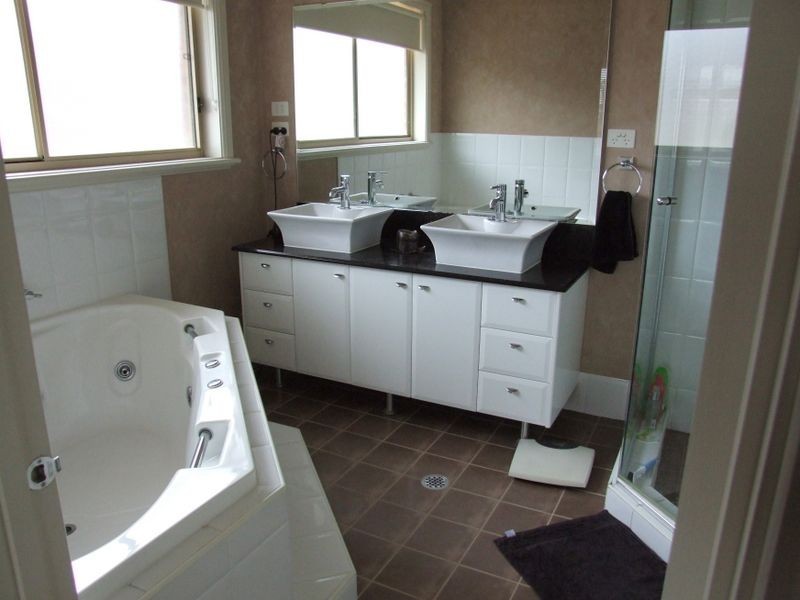 12 Blacksmith Court, Bella Vista NSW 2153