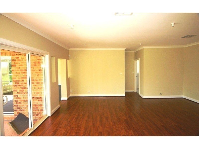 24 Brae Pl, Castle Hill NSW 2154