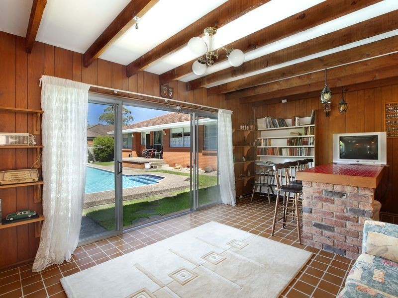 8 Karabil Crescent, Baulkham Hills NSW 2153