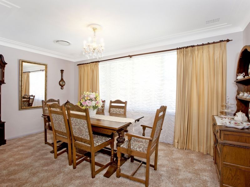 8 Karabil Crescent, Baulkham Hills NSW 2153