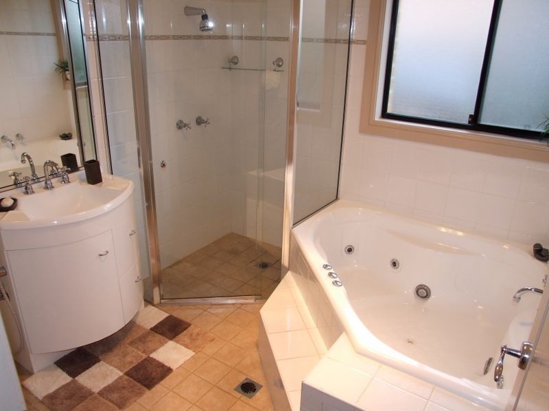 3 Zane Close, Bella Vista NSW 2153