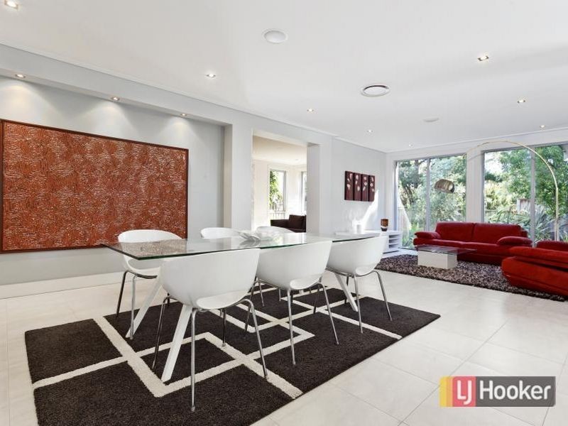 12 Craigend Place, Bella Vista NSW 2153