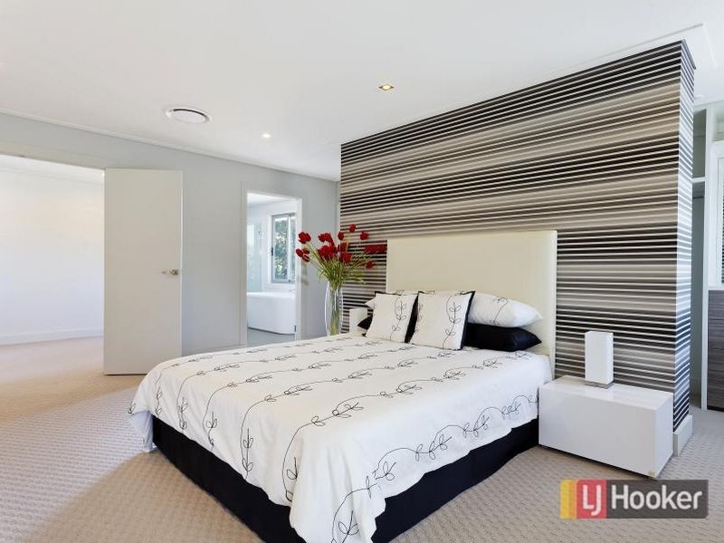 12 Craigend Place, Bella Vista NSW 2153