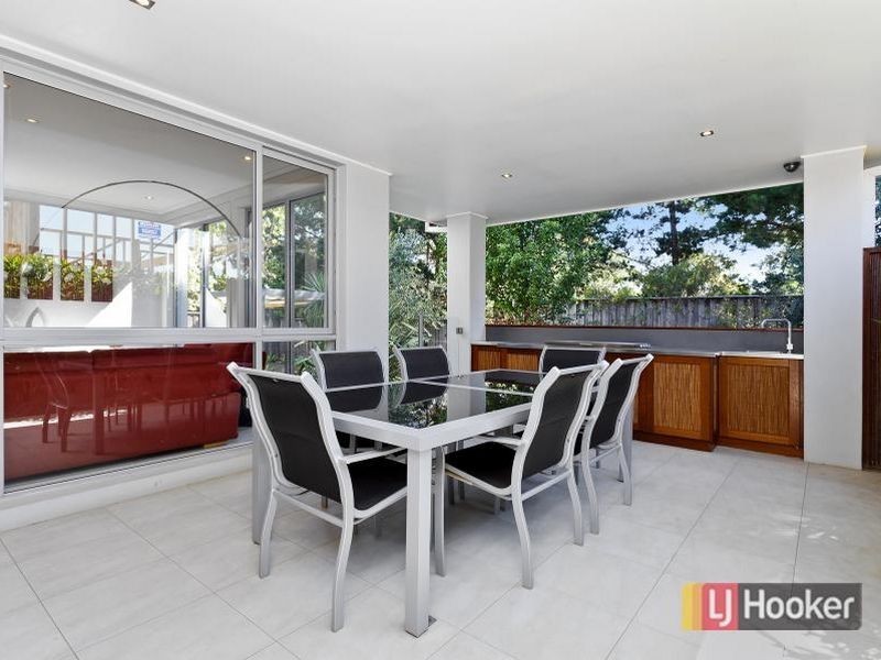12 Craigend Place, Bella Vista NSW 2153