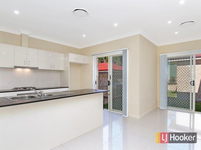11/19-21 Kenneth Avenue, Baulkham Hills NSW 2153
