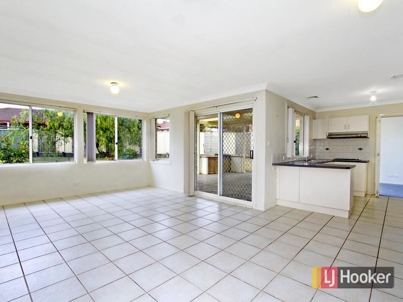 7 Finch Place, Glenwood NSW 2768