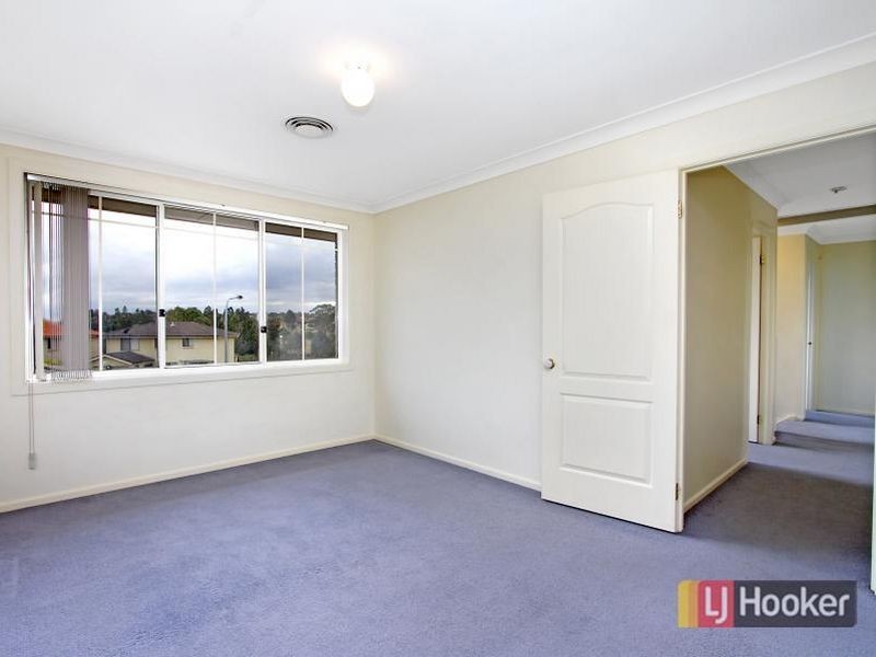 7 Finch Place, Glenwood NSW 2768