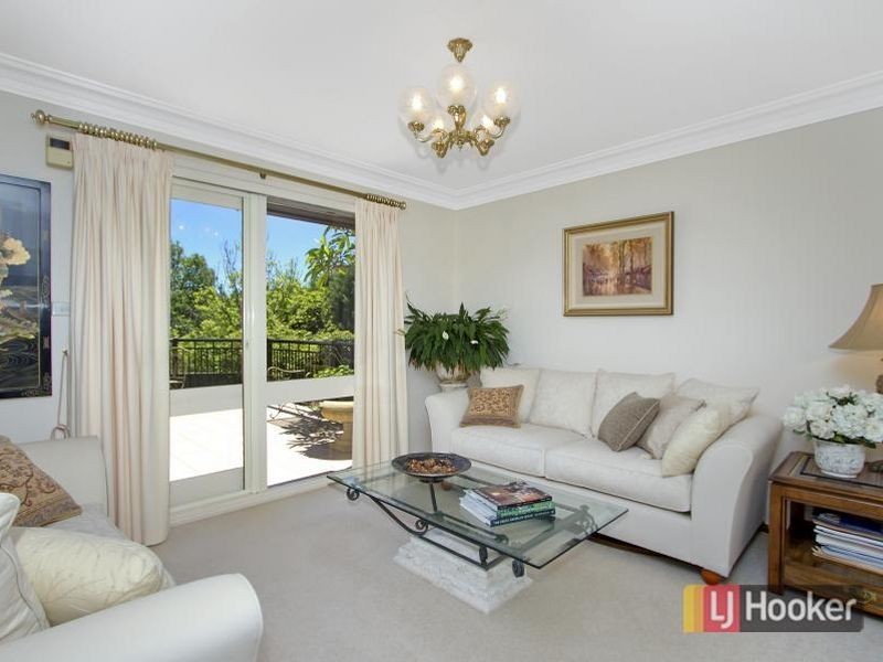 15 Melanie Place, Bella Vista NSW 2153