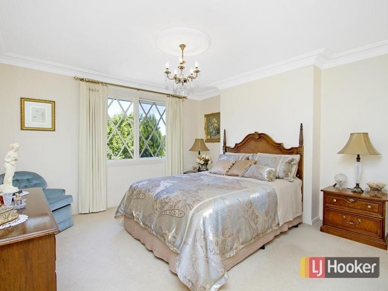 15 Melanie Place, Bella Vista NSW 2153