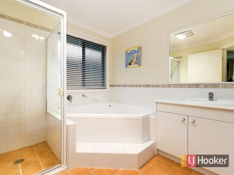 32 Fintry Court, Kellyville NSW 2155