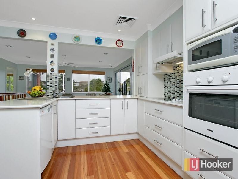 4 Lyndel Place, Castle Hill NSW 2154