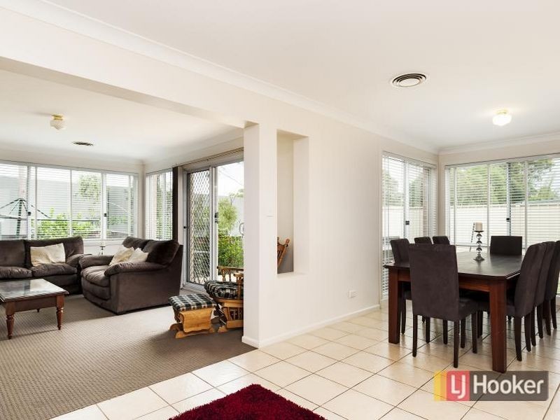 5 Laurina Way, Glenwood NSW 2768
