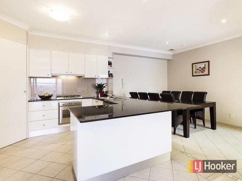 14 Linden Way, Bella Vista NSW 2153