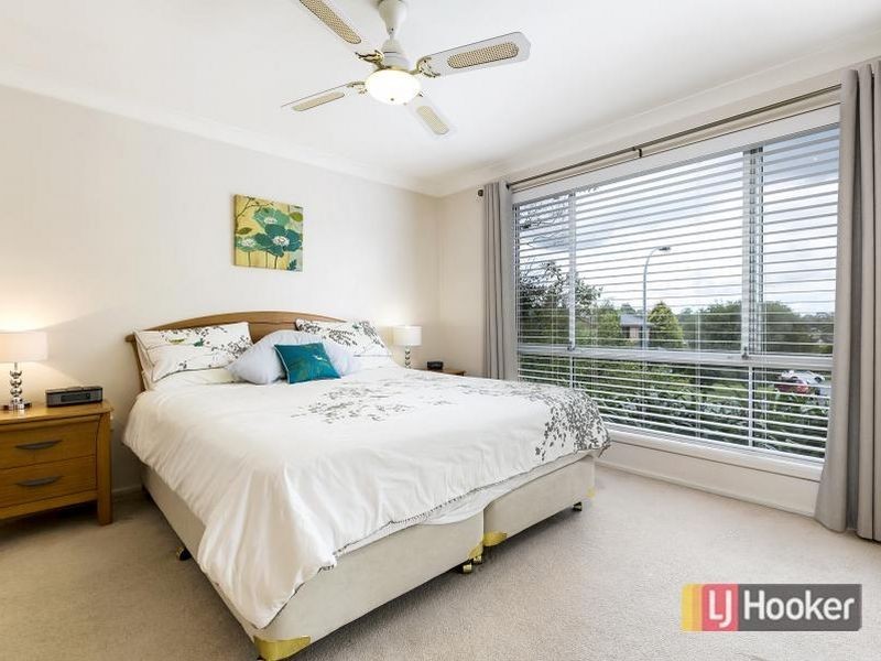 80 Crestwood Dr, Baulkham Hills NSW 2153