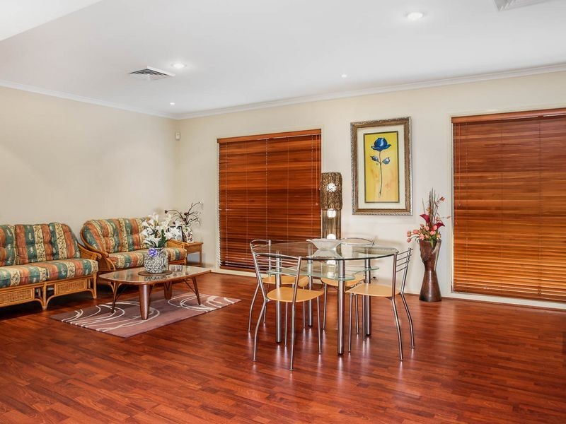 9 Peak Street, Glenwood NSW 2768