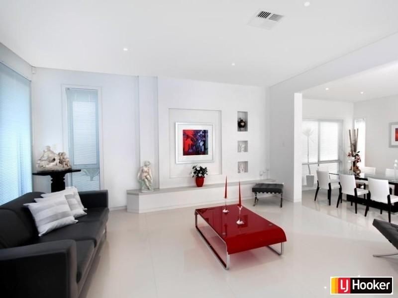 7 Ashburn Close, Bella Vista NSW 2153