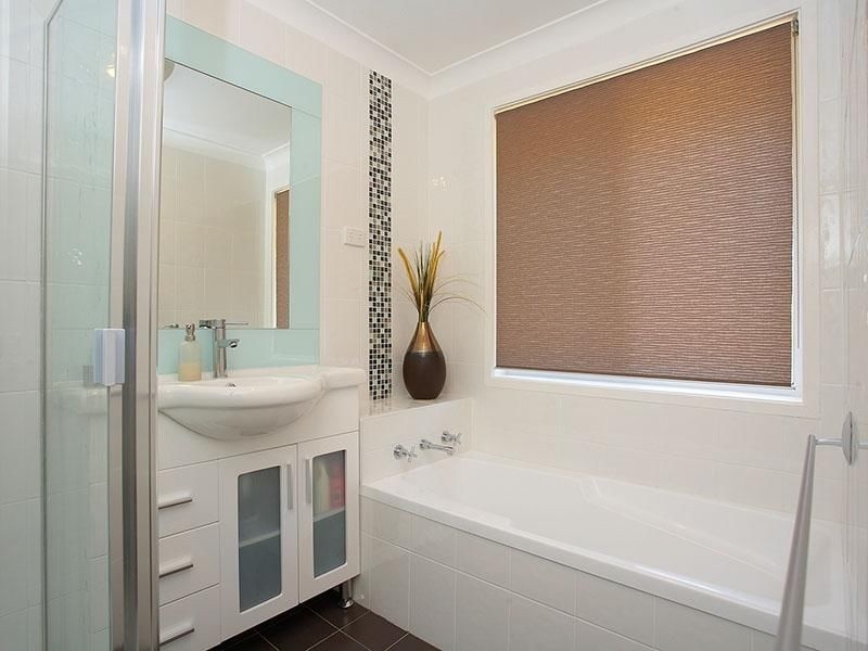 4 Bishopsgate Ave, Castle Hill NSW 2154