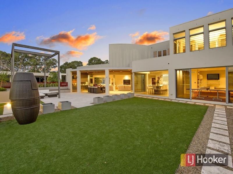 16 Brighton Drive, Bella Vista NSW 2153