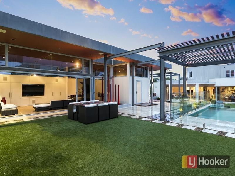 16 Brighton Drive, Bella Vista NSW 2153