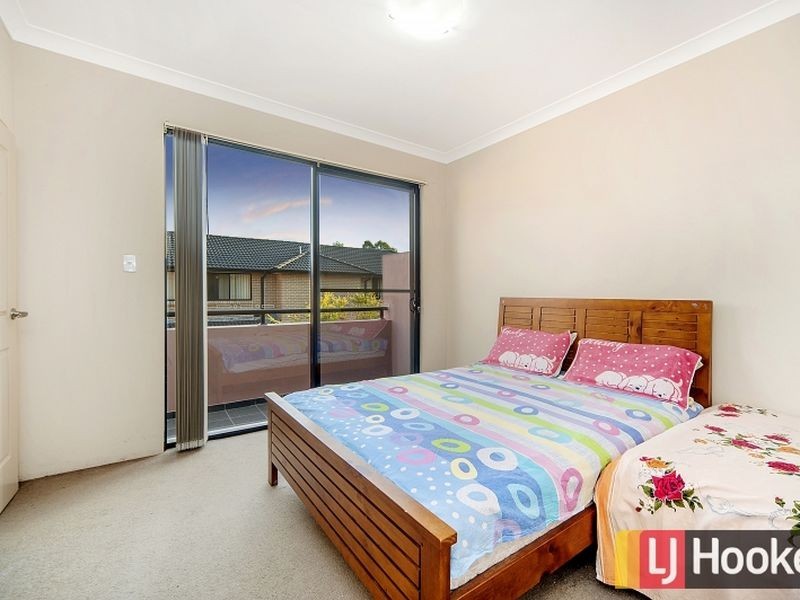 5/9 Kimberley St, Merrylands NSW 2160