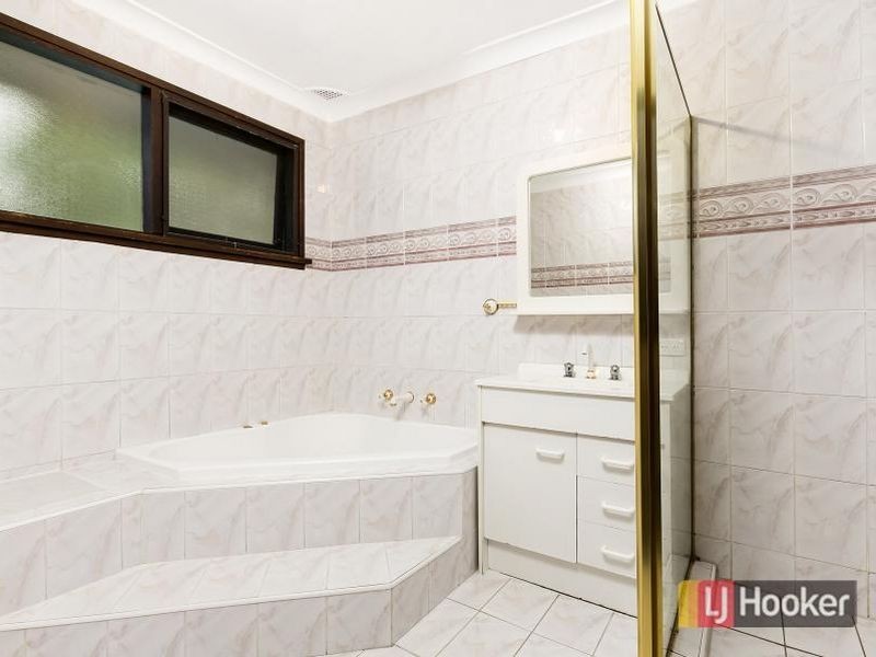 10 Lambert Crescent, Baulkham Hills NSW 2153