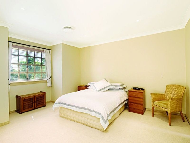 21 Evesham Ct, Baulkham Hills NSW 2153