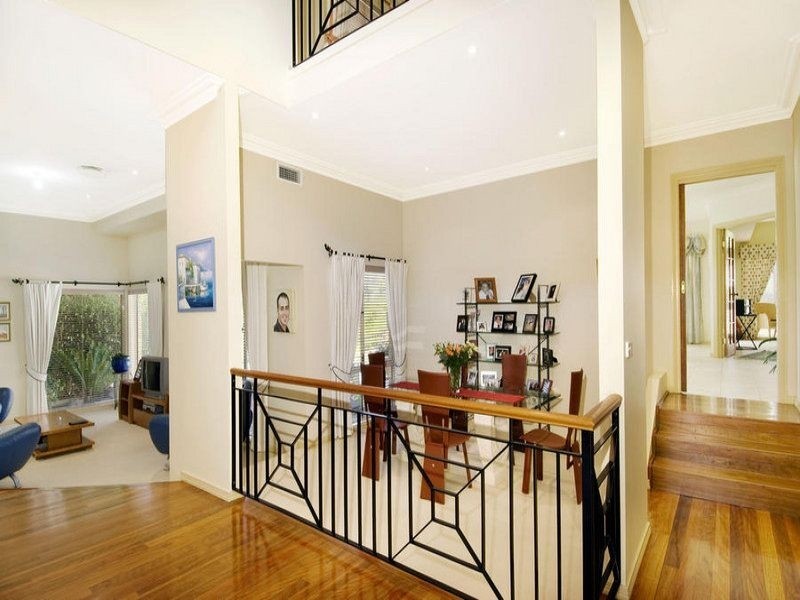 21 Evesham Ct, Baulkham Hills NSW 2153