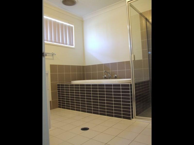 60 Galea Drive, Glenwood NSW 2768