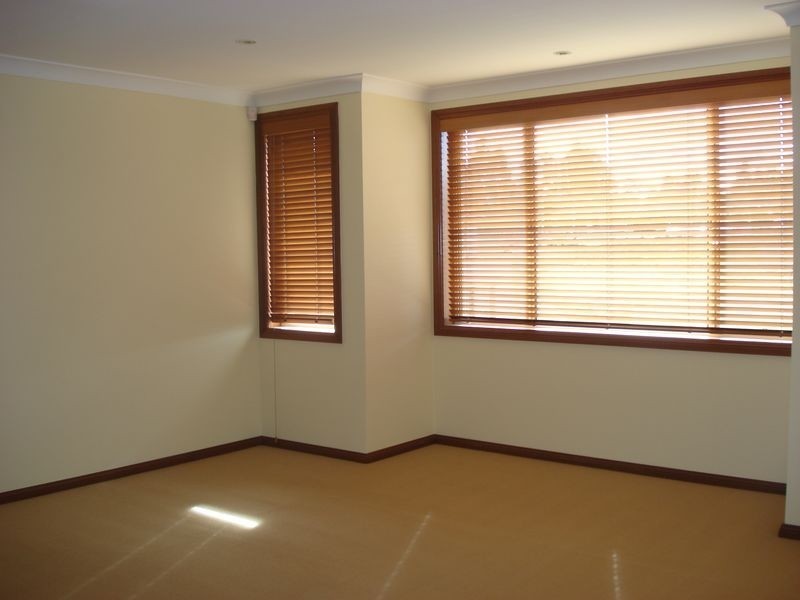 13 Rothwell Cct, Glenwood NSW 2768