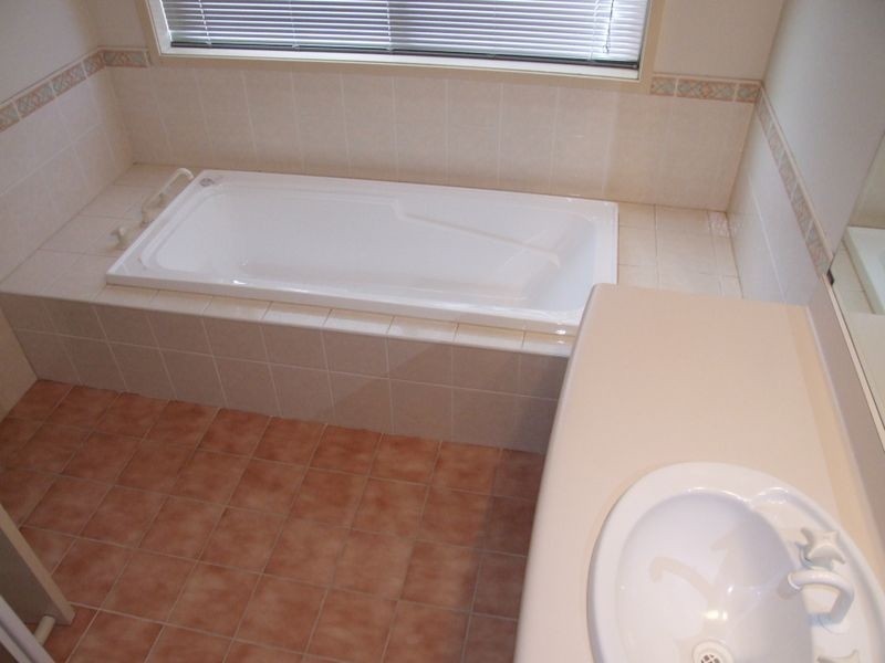 66 Hungerford Dr, Glenwood NSW 2768