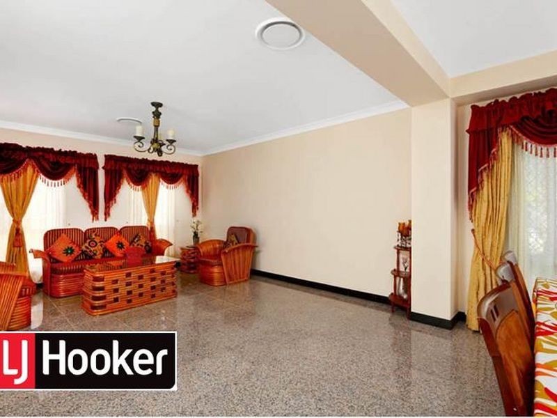 8 Minuet Ct, Glenwood NSW 2768