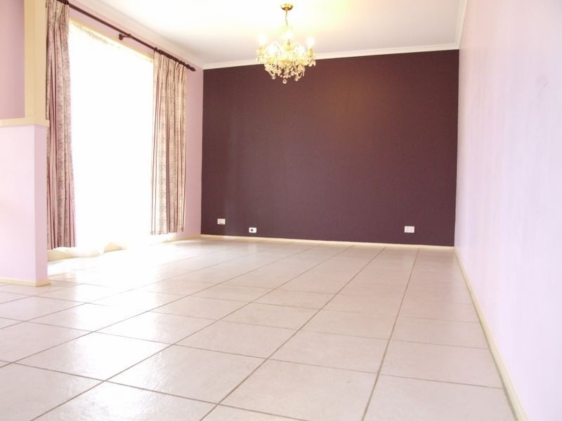 63 Thompson Cres, Glenwood NSW 2768