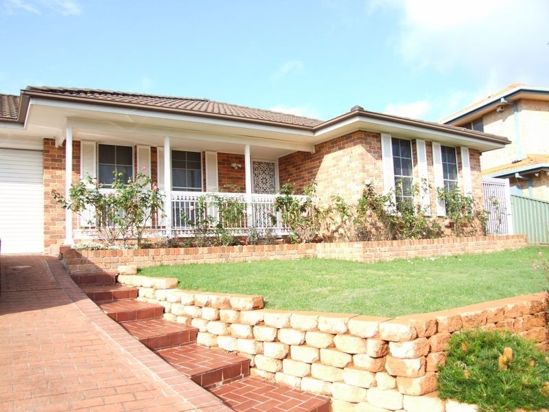 4 Cornwall Place, Bella Vista NSW 2153